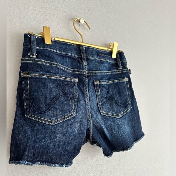 Rock & Republic Hula Shorts | Size 0 - Picture 5 of 9